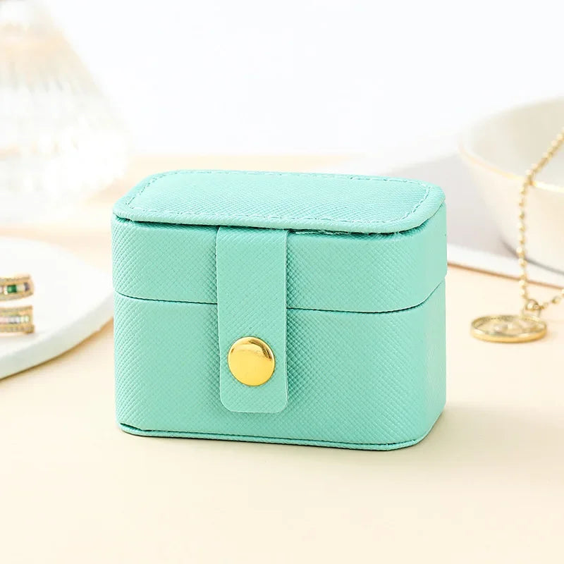 Petite boîte de rangement à bijoux